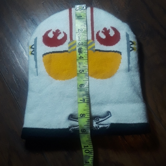 Warm Hat - Picture 11 of 12